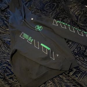 Off white hoodie (used)